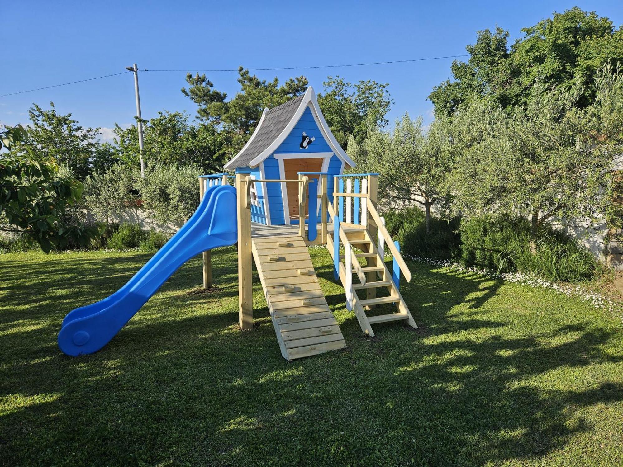 Villa Emi Zgornje Skofije Exterior photo